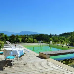 Couette-café La Voureyline France