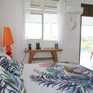  Couette-café Theo , D'hotes , Petit Dejeuner, Table D'hotes Guadeloupe